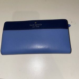 Kate spade compact wallet